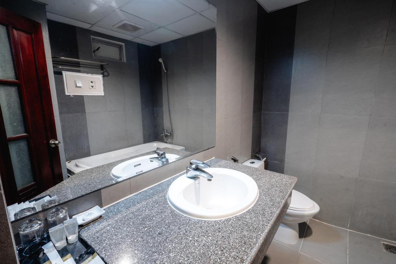 King Hotel Нячанг Екстер'єр фото