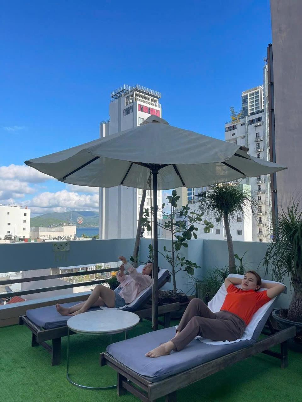 King Hotel Нячанг Екстер'єр фото